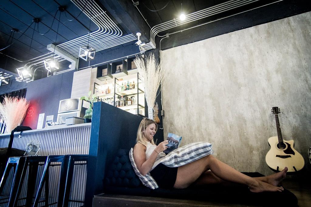 Box Poshtel Phuket Hostel Eksteriør bilde